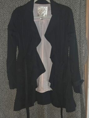 Arden B Black Ruffle Front Blazer Jacket – Size Small